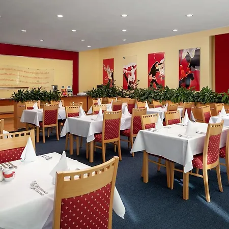 Sanssouci 4*